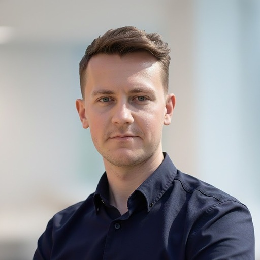 Headshot of Norbert Szysiak